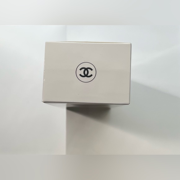 New in Box | Chanel Mousse Douceur Cleanser | Rinse-off Foaming Mousse Cleanser - Picture 6 of 7